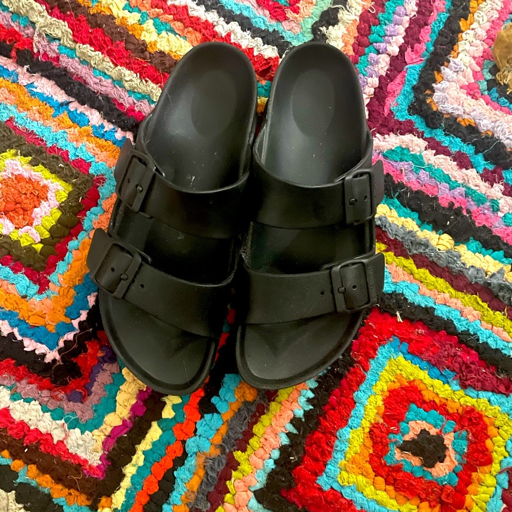 Black rubber Birkenstocks!